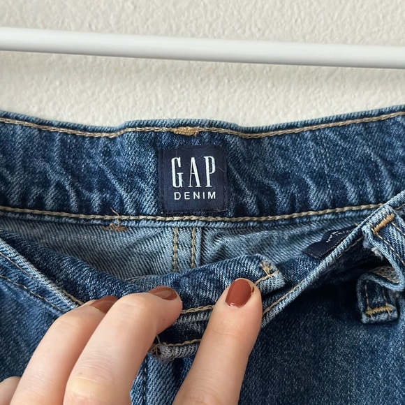 GAP 100% Cotton Sky High Mom Jean 31/12 - Picture 4 of 6